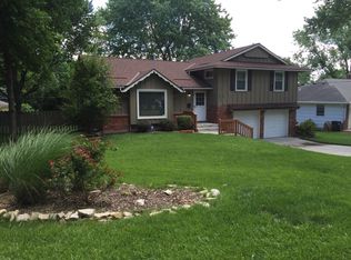 9401 Walmer St, Overland Park, KS 66212