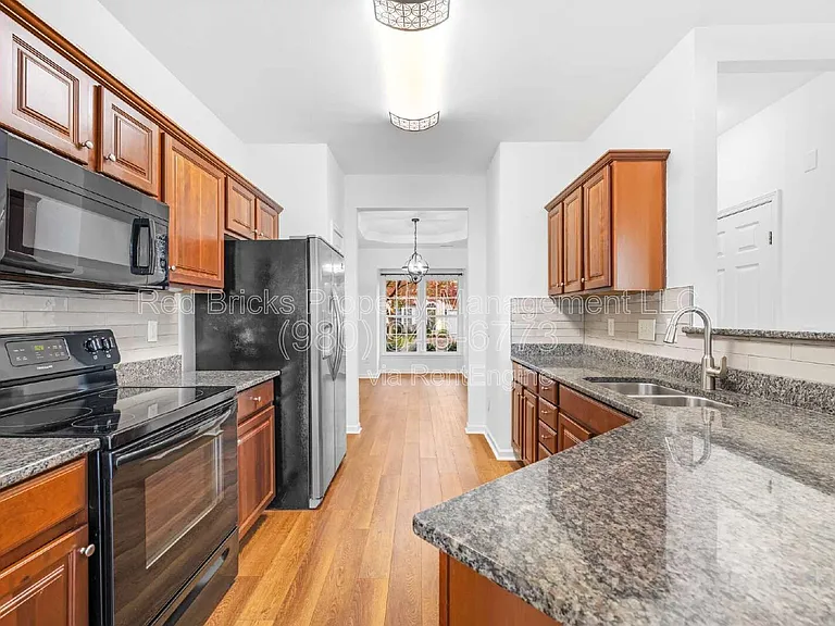 117 Snead Rd — Photo 10