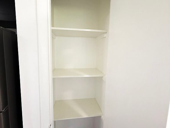 4th image of 1555 NE 148th St #1555