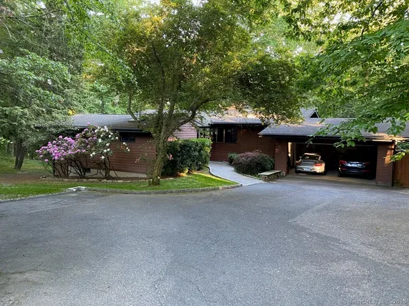 288 Briar Brae Road, Stamford, CT 06903
