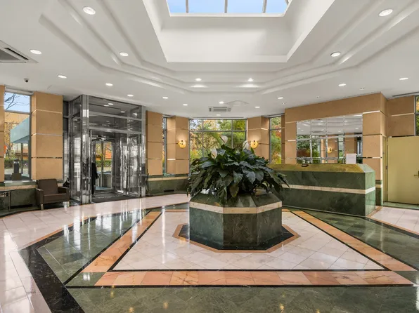 112-01 Queens Boulevard image 16 of 34