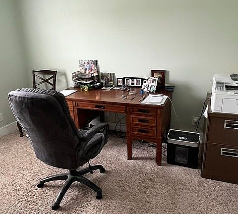 5th image of 3658 Hollyfield Dr