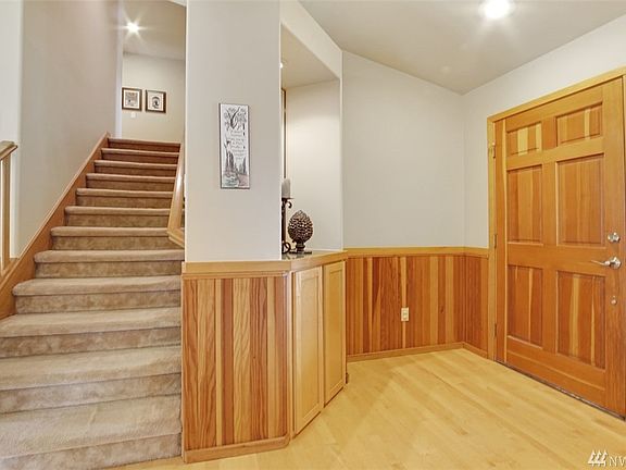 4th image of 3008 18th St SE