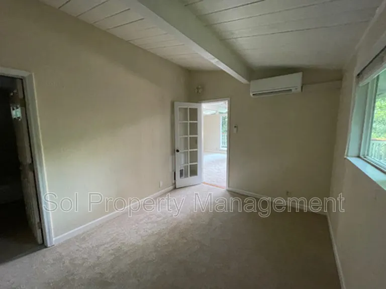 175 S Redwood Dr — Photo 11