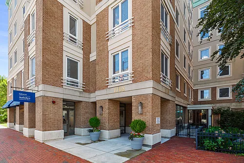 1008 Massachusetts Avenue Photo 1
