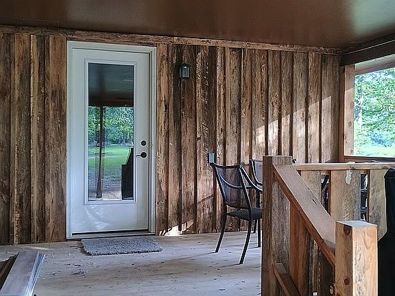 4th image of 937 County Road 342