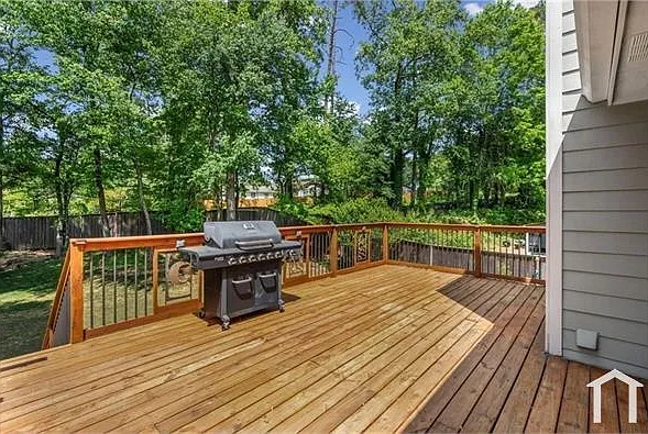 4240 Sugar Mill Dr — Photo 25