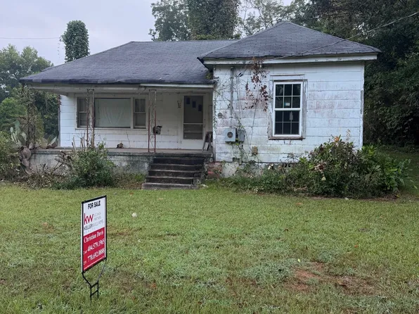 10 2nd St, Barnesville, GA 30204