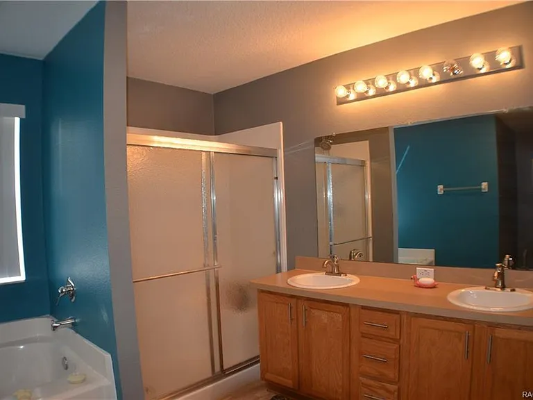 3134 W Randolph Ln — Photo 20