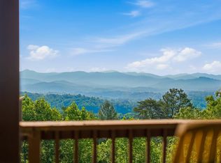 1162 Trimont Mountain Rd, Franklin, NC 28734