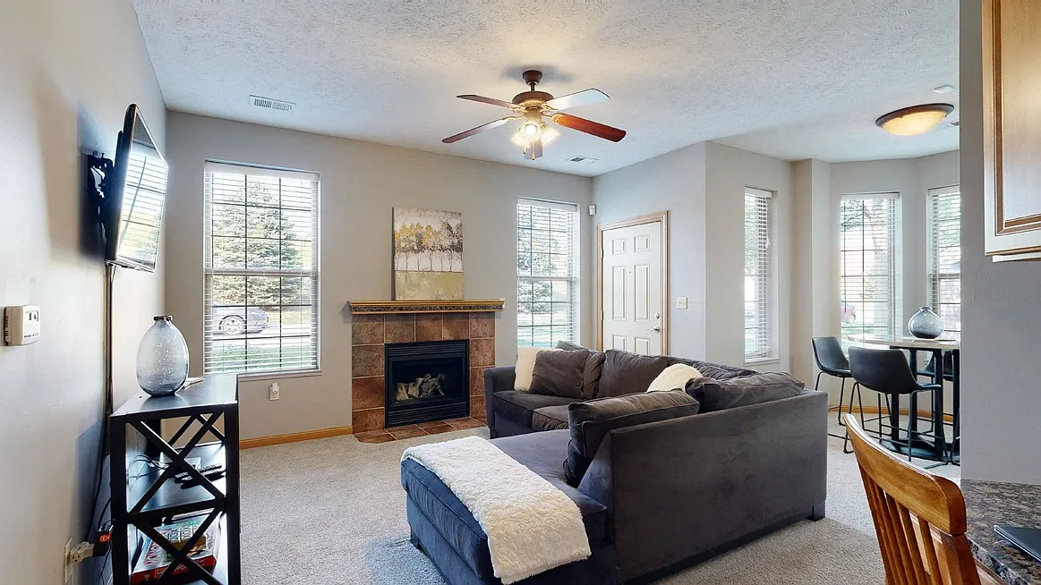 Stone Creek Villas — Photo 2