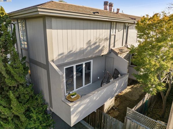 2106 Otis Dr APT Q, Alameda, CA 94501