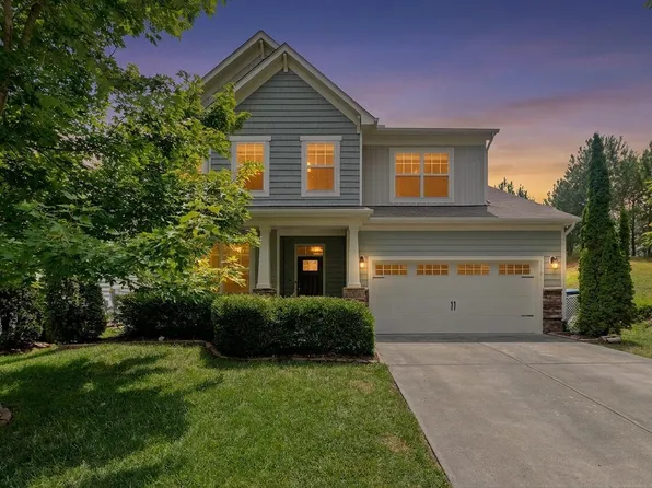 1710 Woodsdale Dr, Durham, NC 27703
