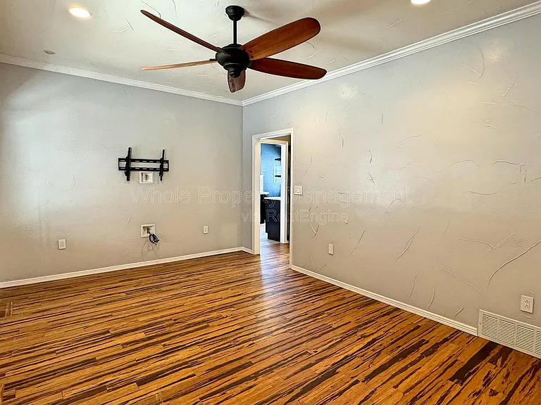 5680 W 9th Ave — Photo 7