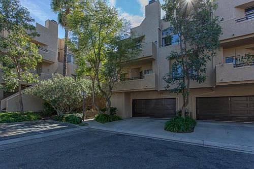3rd image of 85 McAfee Ct
