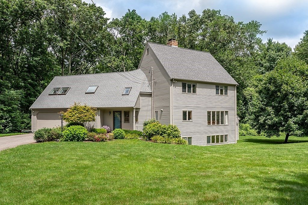 100 Old Farm Ln, Attleboro, MA 02703 | Zillow