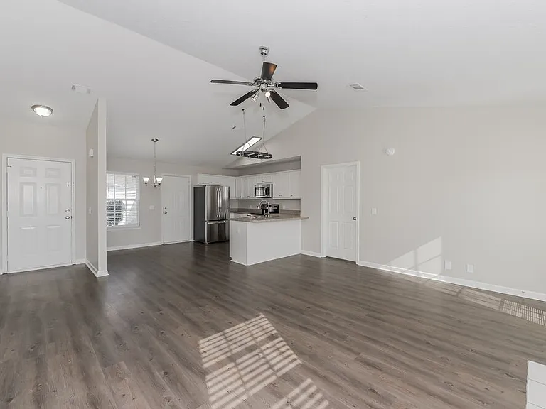 7409 E Winchester Dr — Photo 4