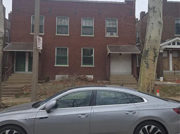 3643 Gasconade St, Saint Louis, MO 63116
