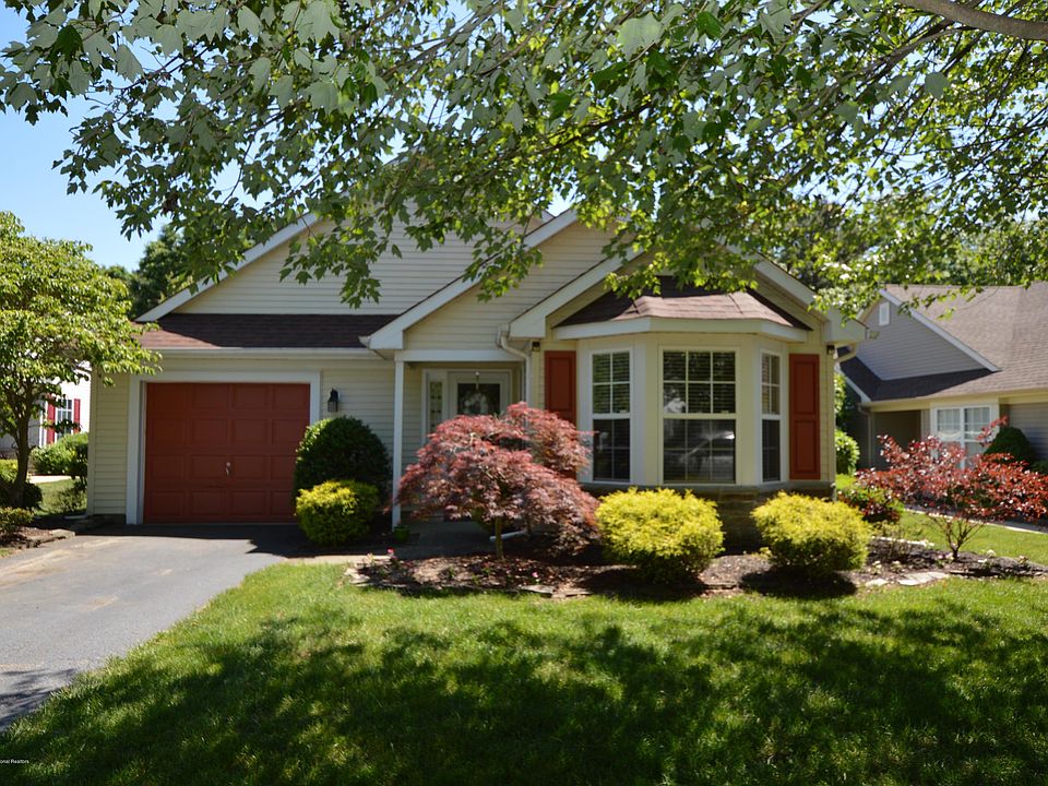 1st image of 2612 Lancaster Ln
