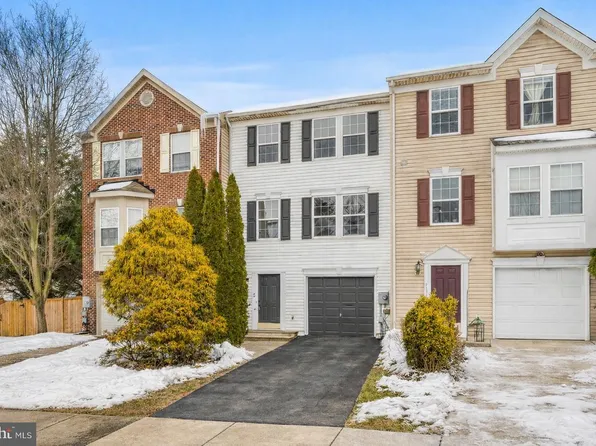 946 Monet Dr, Hagerstown, MD 21740