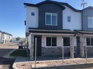 848 E 250 N, Hyrum, UT 84319