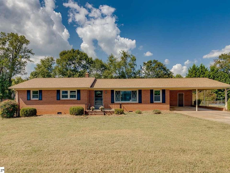 1st image of 21 Etowah Dr