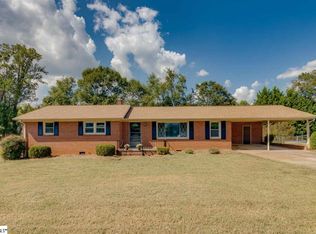 21 Etowah Dr, Greenville, SC 29617