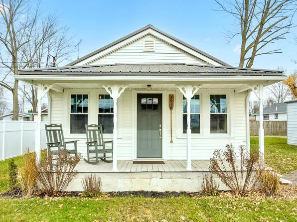 8916 Crescent St, Lakeview, OH 43331