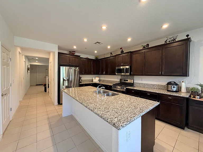 3410 Foothill Pine Ct — Photo 4