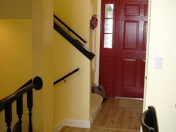 3rd image of 8601 Foster Grove Ct NE