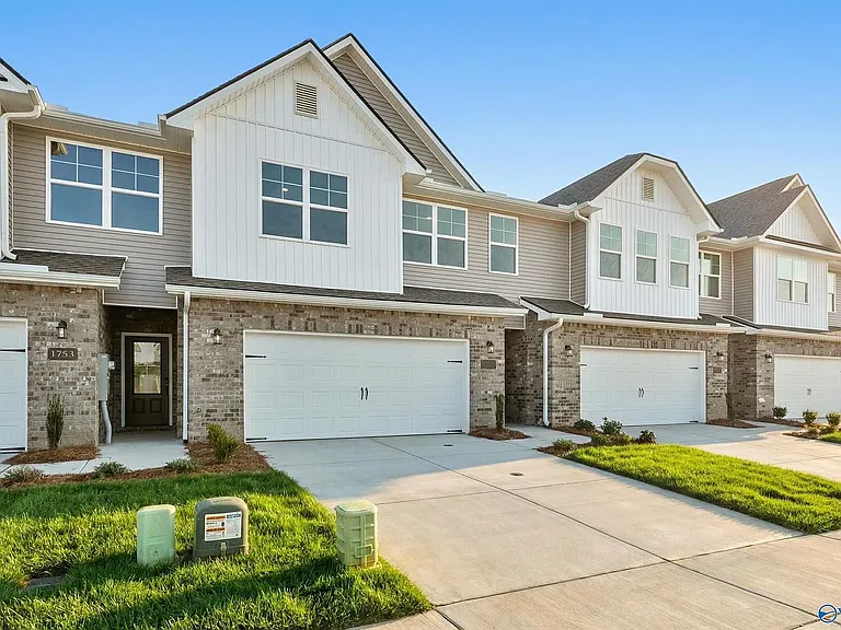 1755 Stampede Cir SE — Photo 15