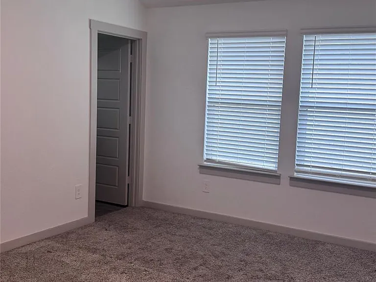 7807 Cattleman Valley Dr — Photo 9