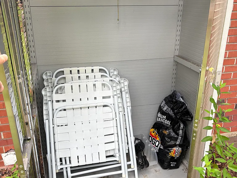 208 Curve Dr — Photo 14