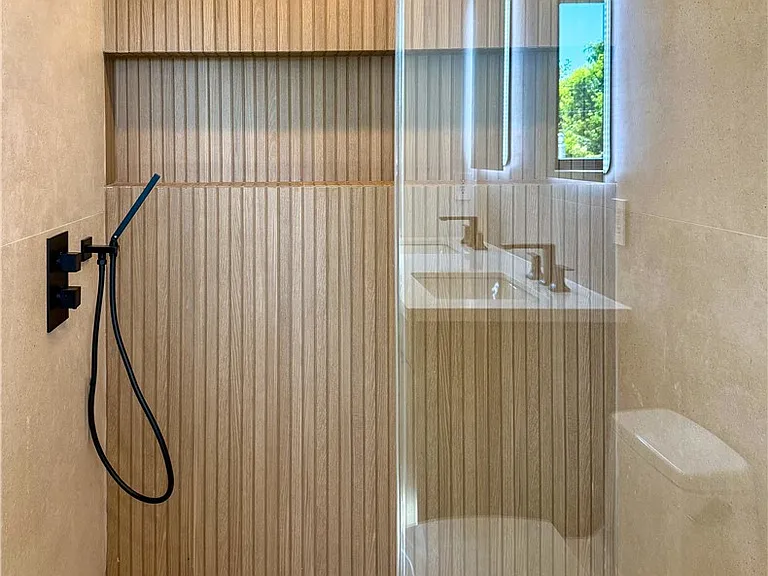 4332 Alcove Ave — Photo 11