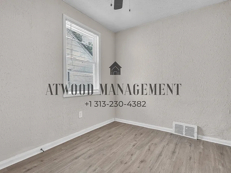 14722 Quincy St — Photo 14