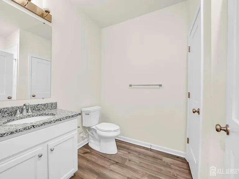 228 Park Ln — Photo 12