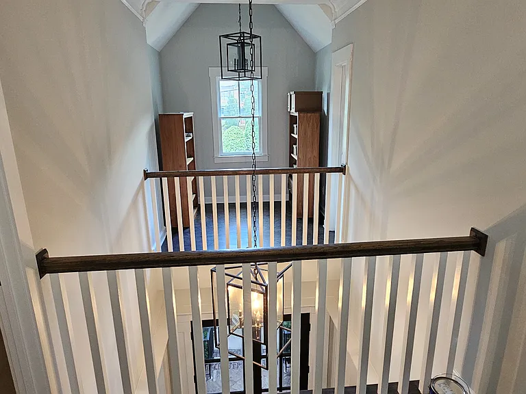 2110 E Roxboro Rd NE — Photo 14