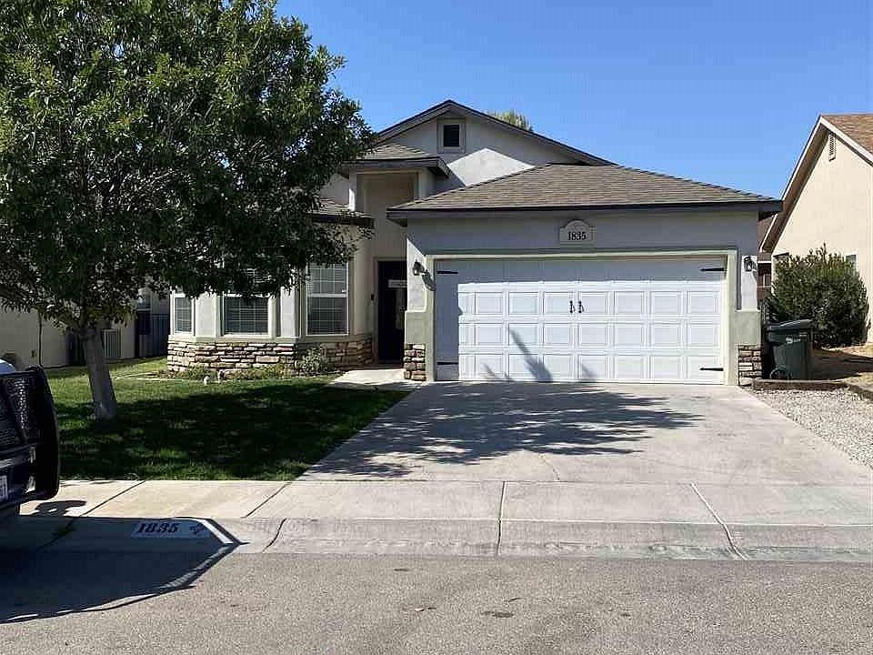 1st image of 1835 Hays Dr