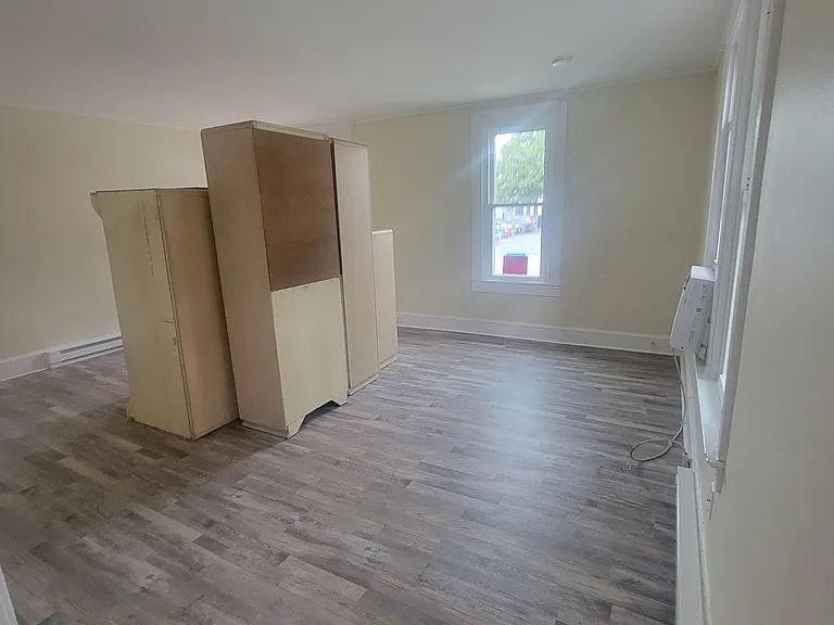 306 Franklin St #B — Photo 3