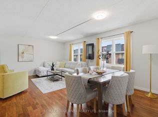580 Mary St E #214, Whitby, ON