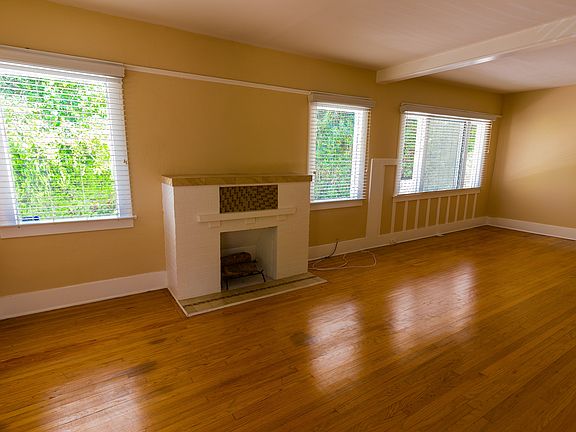 2nd image of 1034 12th St