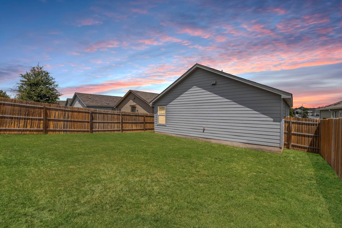 next background image