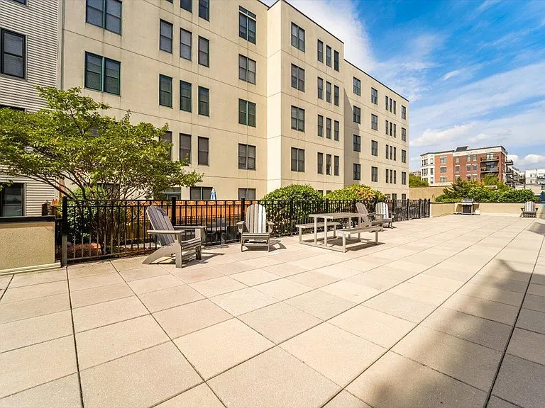 904 Jefferson St #2I — Photo 31