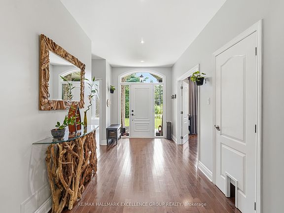 4th image of 1363 Du Golf Rd