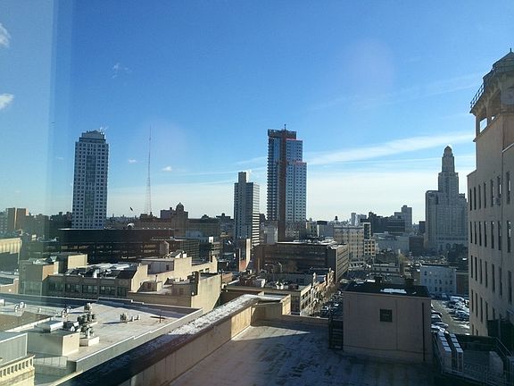 5th image of 236 Livingston St APT 16C