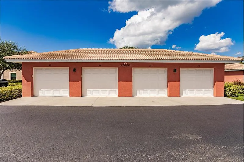 3 bed, 1596 sqft, $2,400 — Photo 3