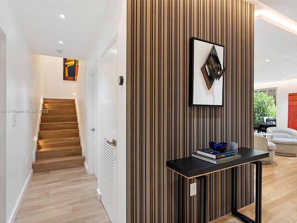 1st image of 3026 NE Quayside Ln #26