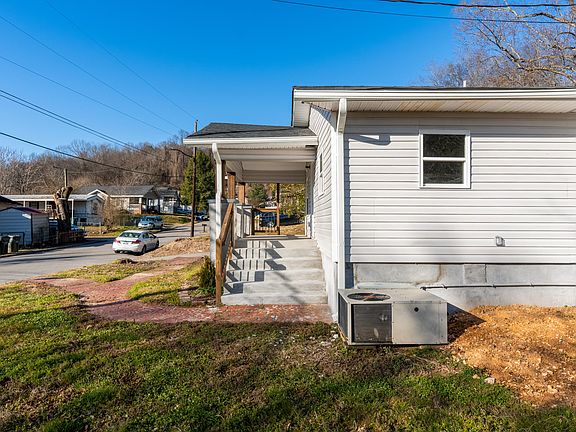 5th image of 153 Signal Hills Dr Lot 10
