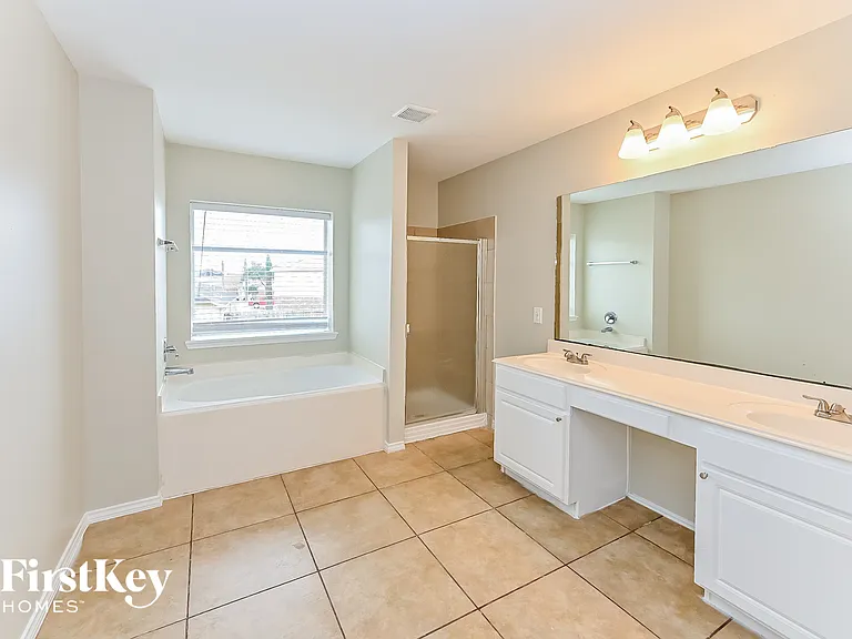 7230 Wimberly Oaks Ln — Photo 11