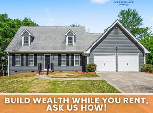 190 Willow Glenn Dr, Marietta, GA 30068
